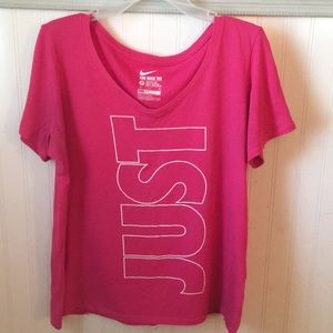 Nike T-shirt
